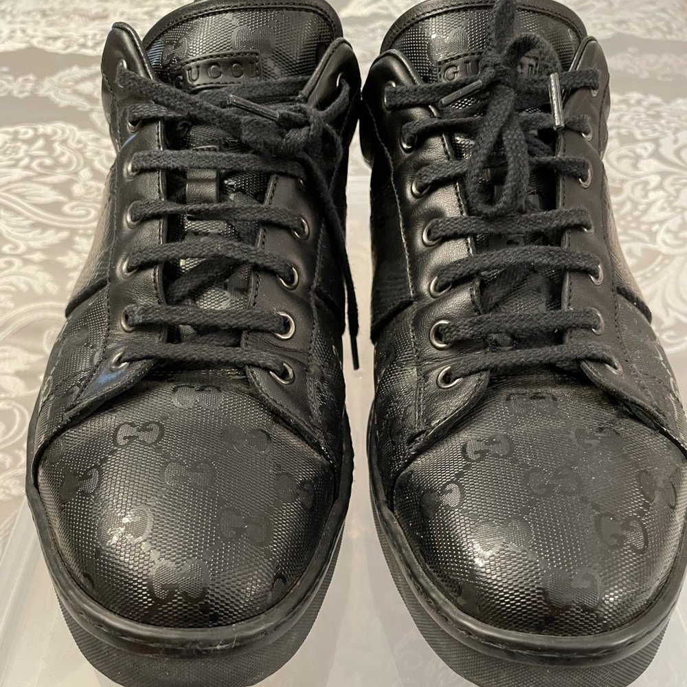 Gucci men’s black sneakers